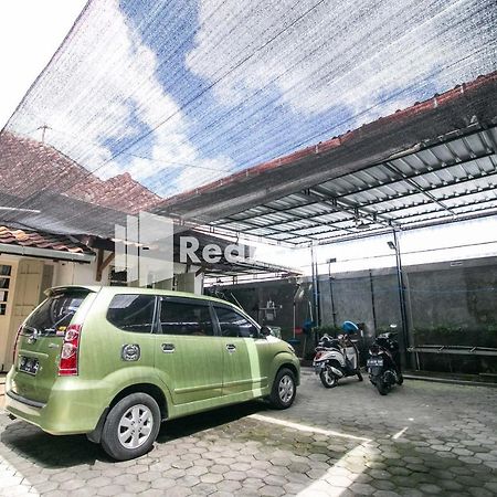 Kedyla Homestay Syariah Patangpuluhan Malioboro Area Yogyakarta Redpartner Ngabean Esterno foto